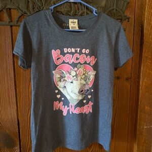 Tractor Supply Farm Fed Funny T-Shirt M Medium Pig bacon